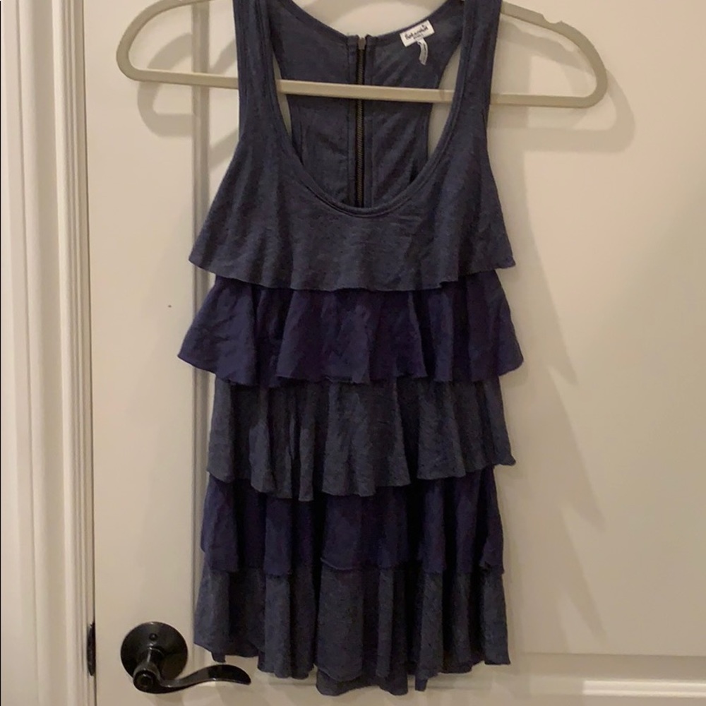 Splendid Navy cute Ruffled T!